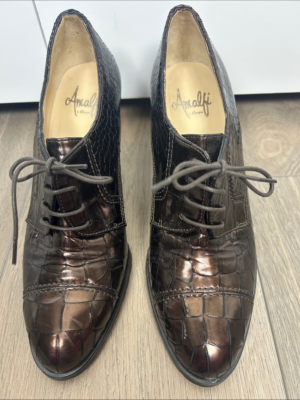 Amalfi Metallic Brown Croc-Embossed Heeled Oxfords